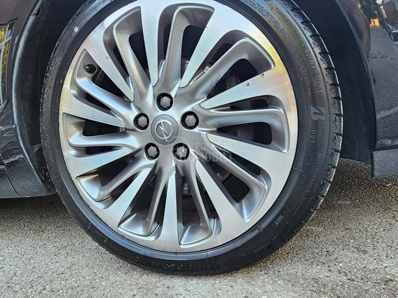 Opel Meriva 1.4 T COSMO PLUS
