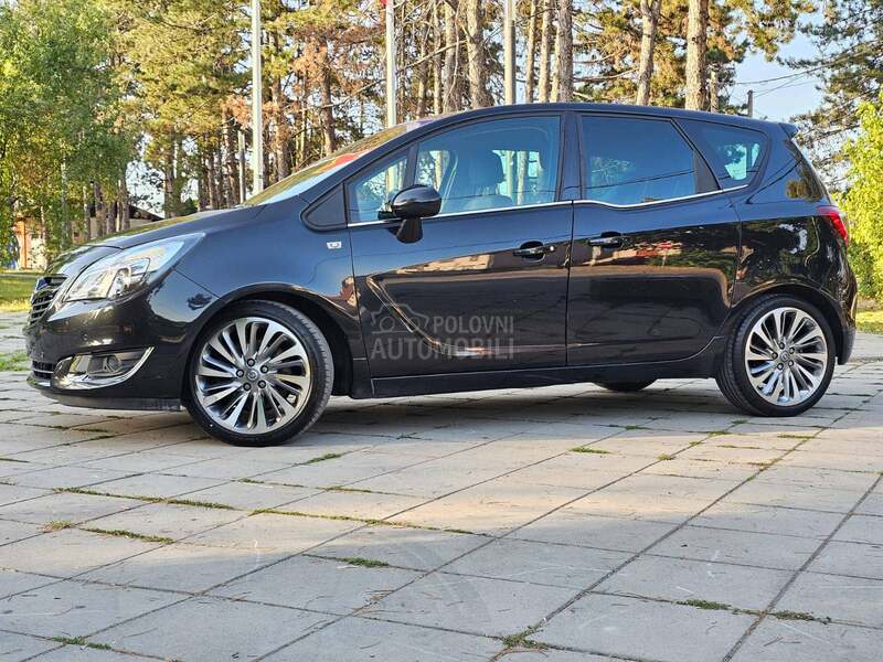 Opel Meriva 1.4 T COSMO PLUS