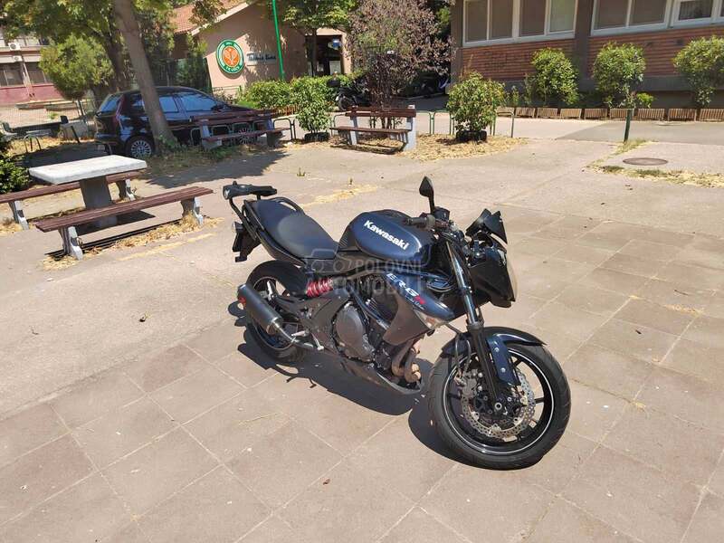 Kawasaki Er6n