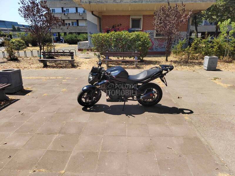 Kawasaki Er6n