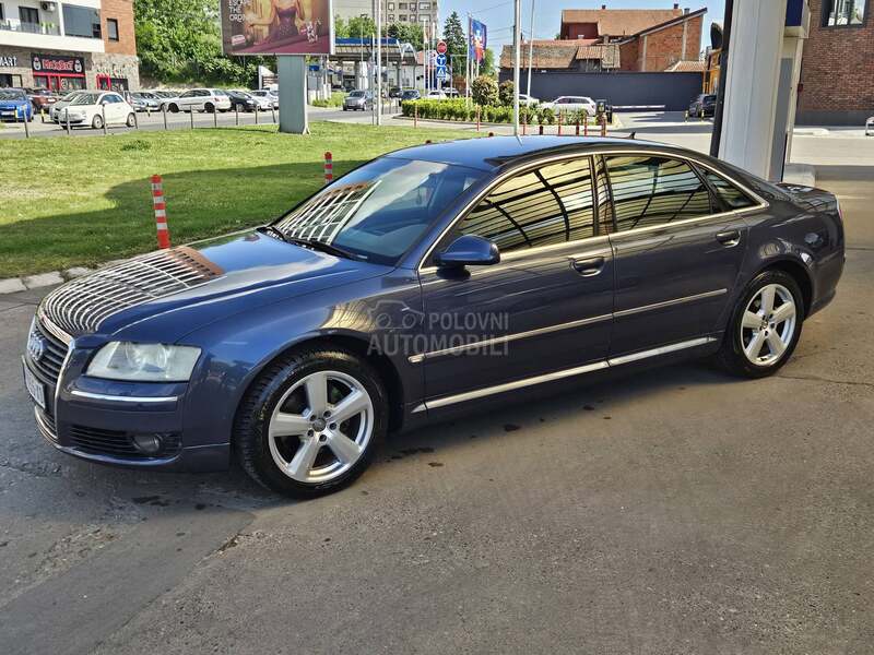Audi A8 