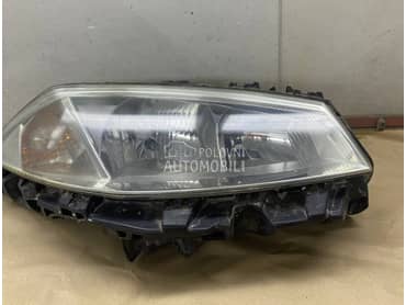 DESNI FAR za Renault Megane od 2002. do 2005. god.