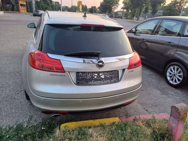 Opel Insignia 2.0MJET FUUL 160 K S