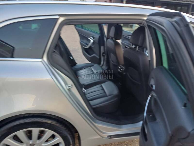 Opel Insignia 2.0MJET FUUL 160 K S