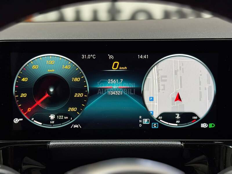 Mercedes Benz GLA 200 D/AMG/Multi/Pano