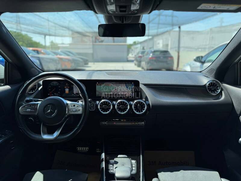 Mercedes Benz GLA 200 D/AMG/Multi/Pano