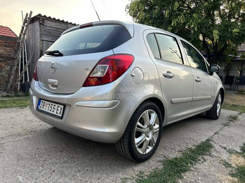 Opel Corsa D 