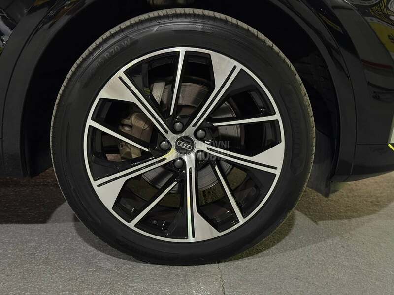 Audi Q5 2.0D/S-Line/20/Kam
