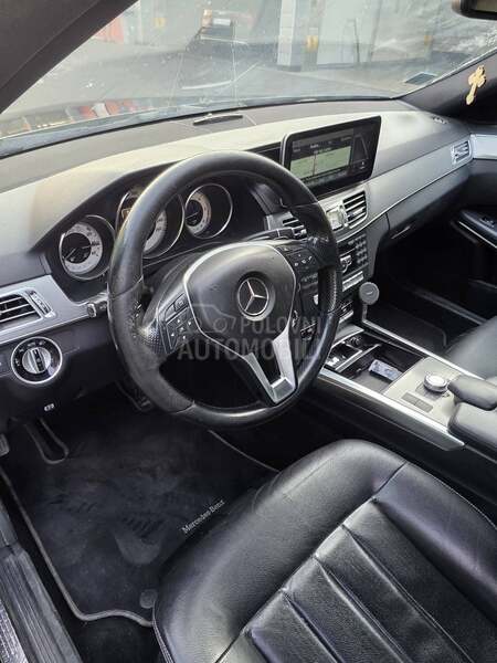 Mercedes Benz E 220 