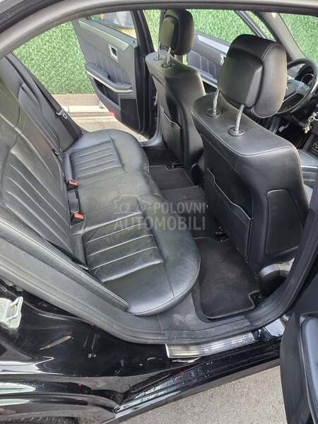 Mercedes Benz E 220 