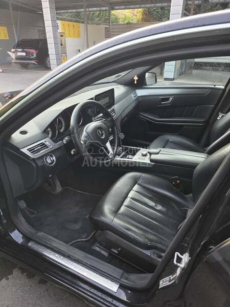 Mercedes Benz E 220 