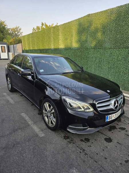 Mercedes Benz E 220 
