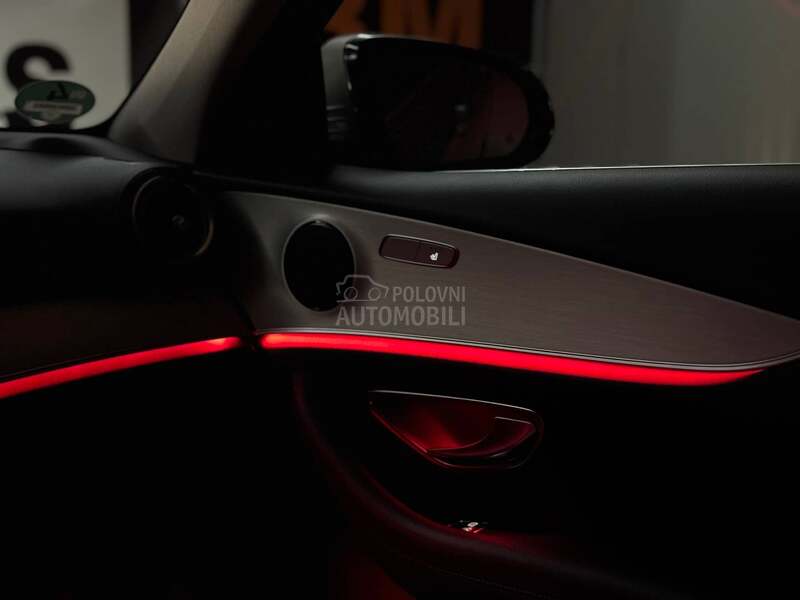 Mercedes Benz E 220 D/AVANTGARDE/KAMERA