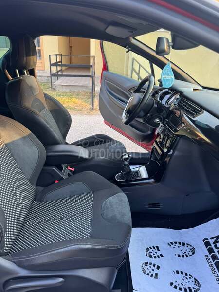 Citroen DS3 1.6HDi/SO-CHIC/F-ULL
