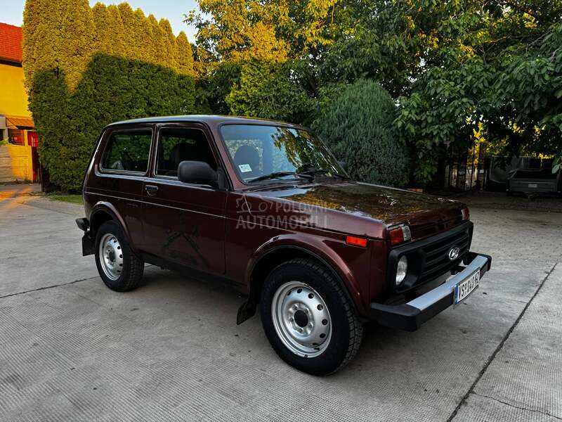 Lada Niva 