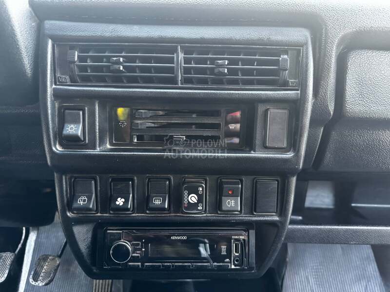 Lada Niva 