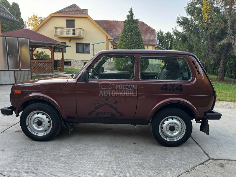 Lada Niva 
