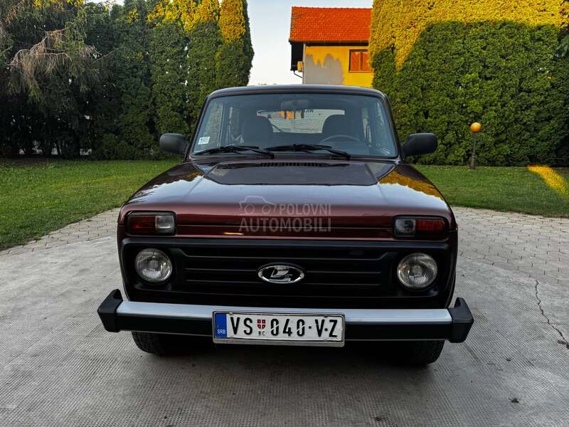 Lada Niva 