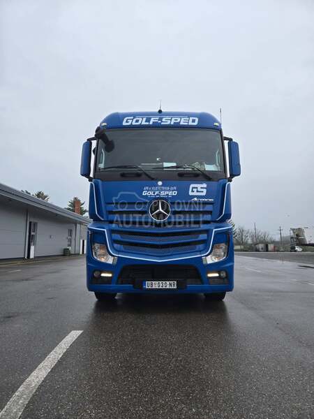 Mercedes Benz ACTROS 1843