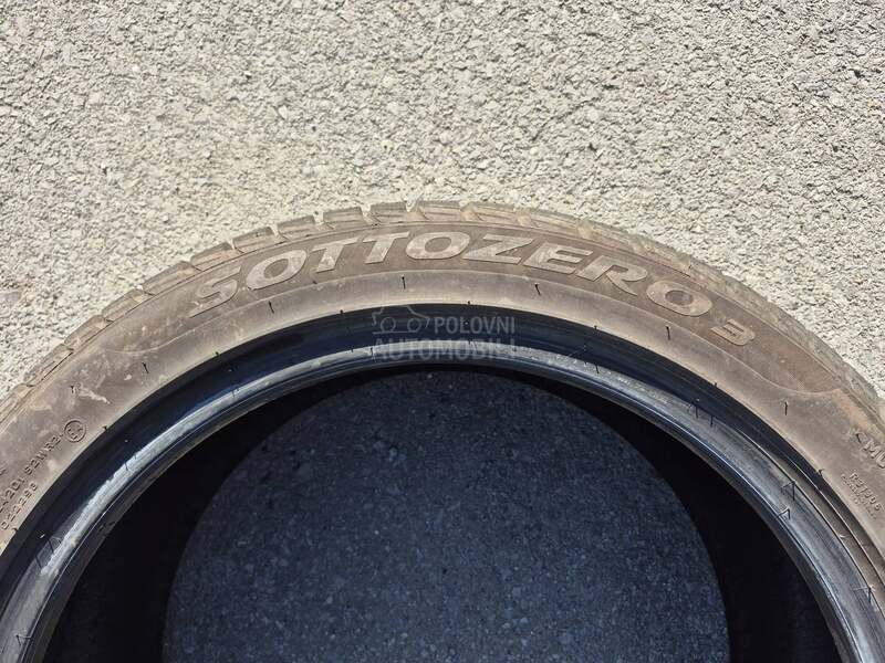 Pirelli 235/45 R19 Zimska