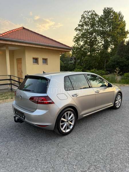 Volkswagen Golf 7 1.6TDI/XENON/F-ULL/