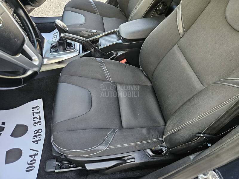 Volvo V40 1.6 D2 MOMENTUM