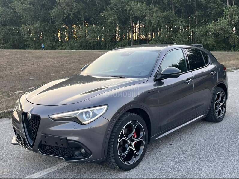 Alfa Romeo Stelvio VELOCE Q4