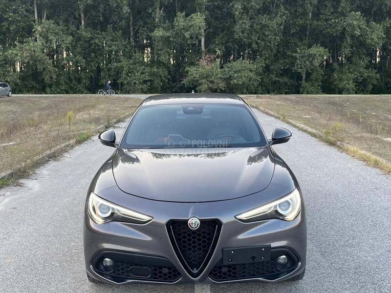 Alfa Romeo Stelvio VELOCE Q4