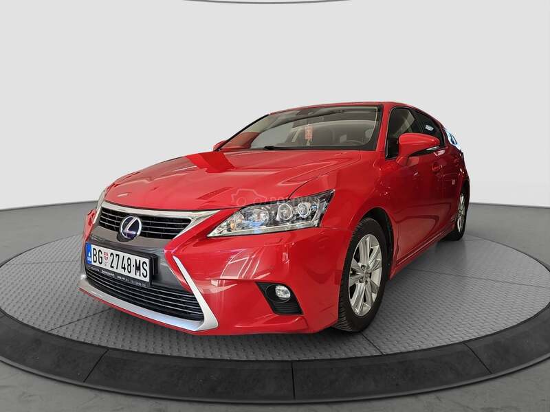 Lexus CT 200h 