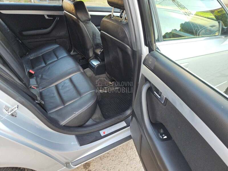 Audi A4 S LINE    T O P