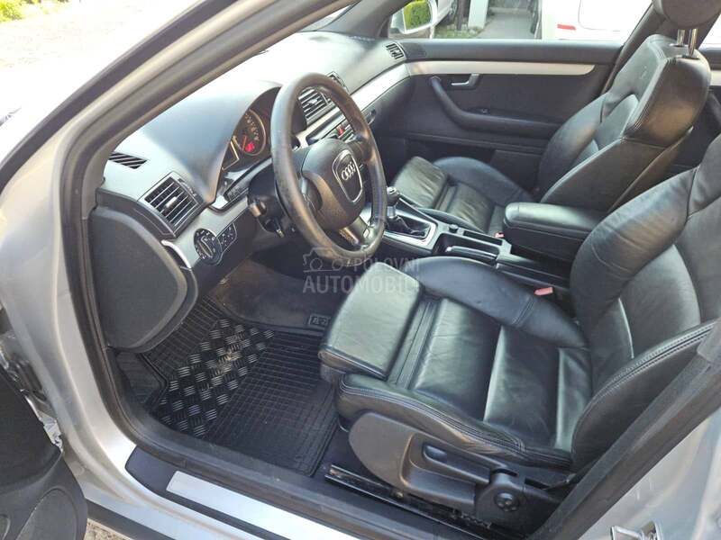 Audi A4 S LINE    T O P