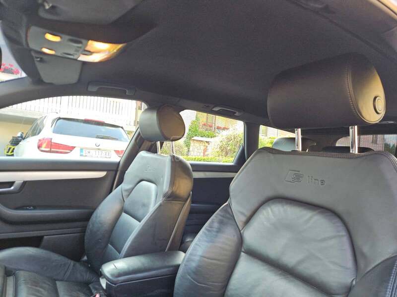 Audi A4 S LINE    T O P