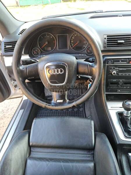 Audi A4 S LINE    T O P