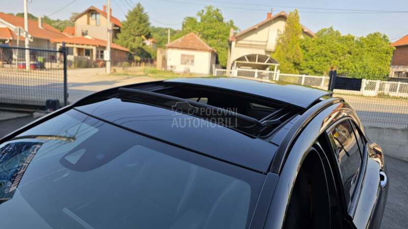 Mercedes Benz GLA 180 AMG Line