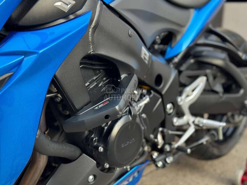 Suzuki GSXS GSX S 1000 CH