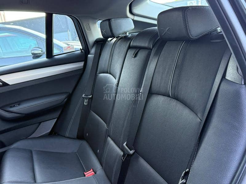 BMW X4 2.0 XDrive NAVY