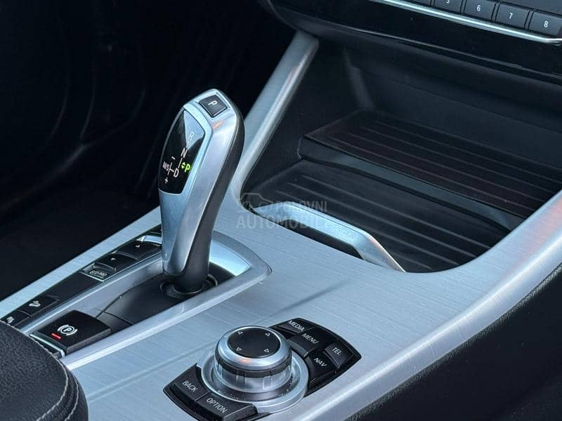 BMW X4 2.0 XDrive NAVY