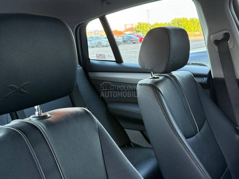 BMW X4 2.0 XDrive NAVY