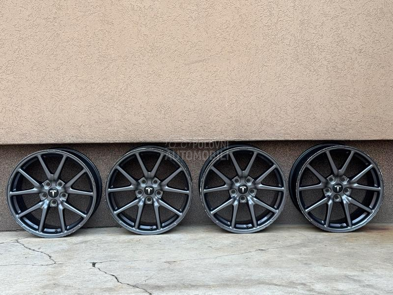 Aluminijumske felne Tesla Model 3 18" 5 x 114.3