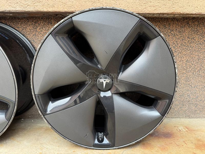Aluminijumske felne Tesla Model 3 18" 5 x 114.3