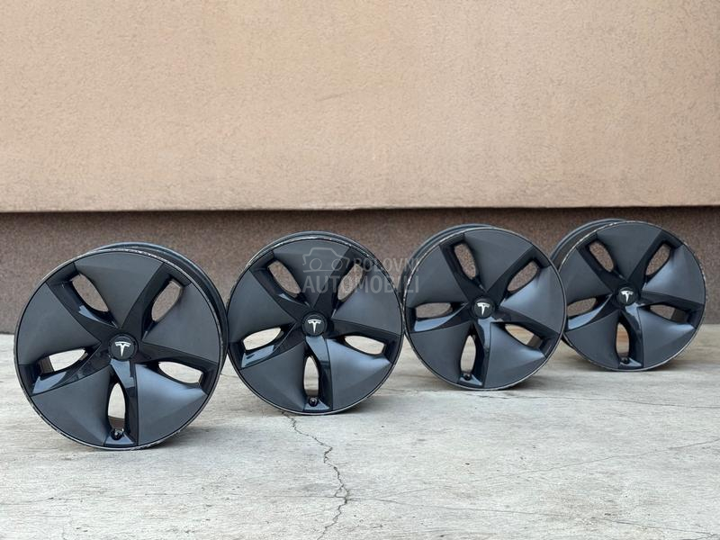 Aluminijumske felne Tesla Model 3 18" 5 x 114.3
