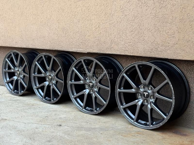 Aluminijumske felne Tesla Model 3 18" 5 x 114.3