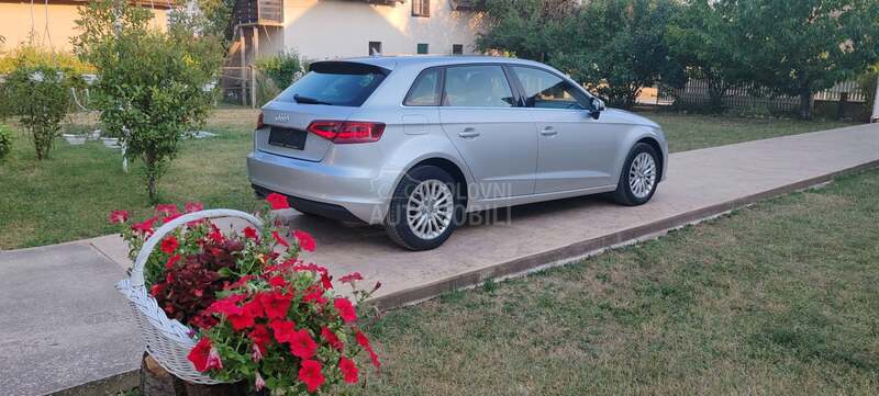 Audi A3 1.6  TDI S  LAJN