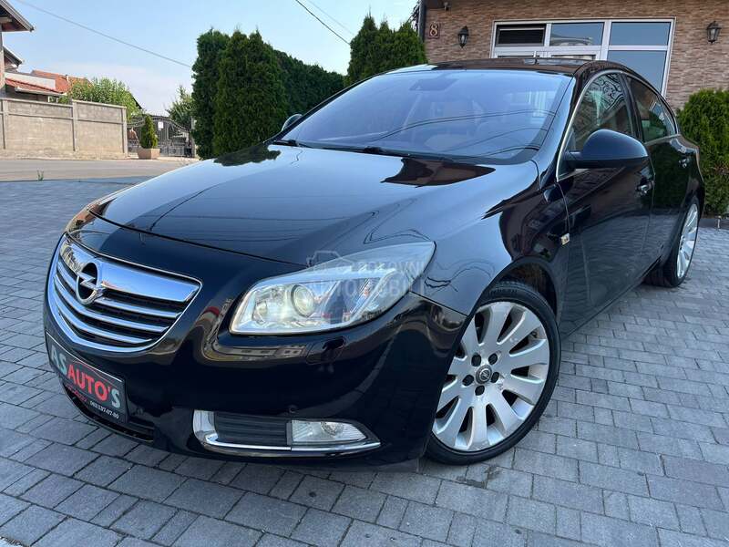 Opel Insignia 2.0CDTI/AUT/XEN