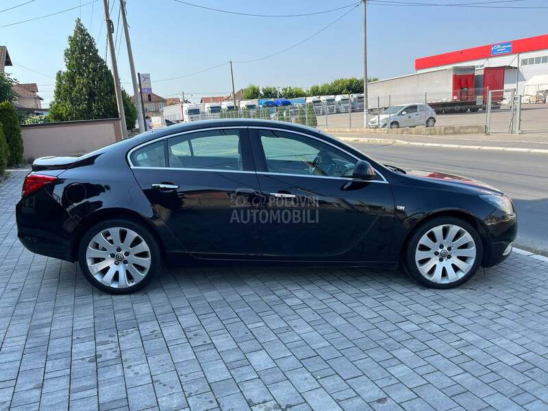 Opel Insignia 2.0CDTI/AUT/XEN