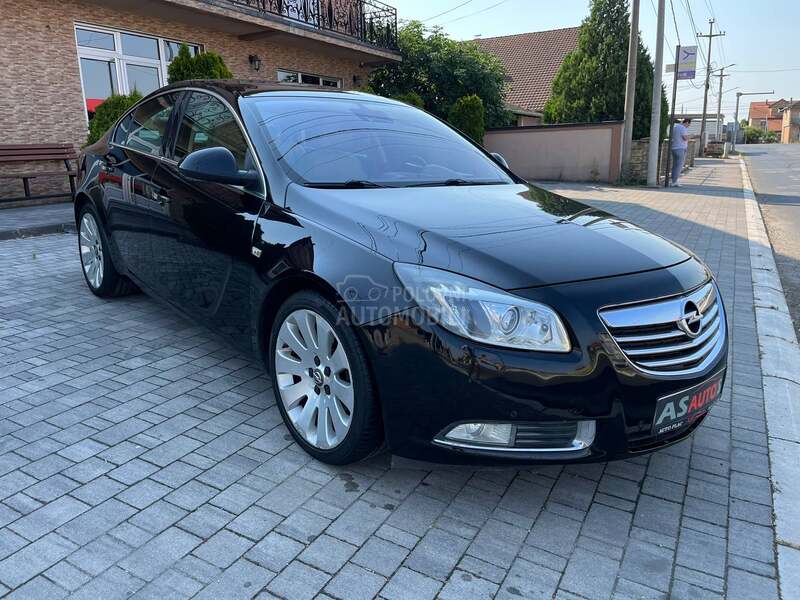 Opel Insignia 2.0CDTI/AUT/XEN
