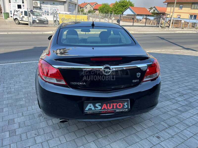 Opel Insignia 2.0CDTI/AUT/XEN