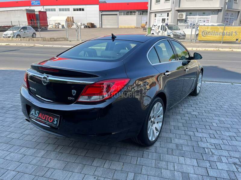 Opel Insignia 2.0CDTI/AUT/XEN