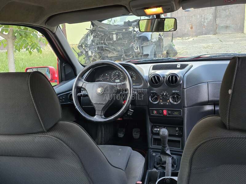 Alfa Romeo 146 1.8 TS