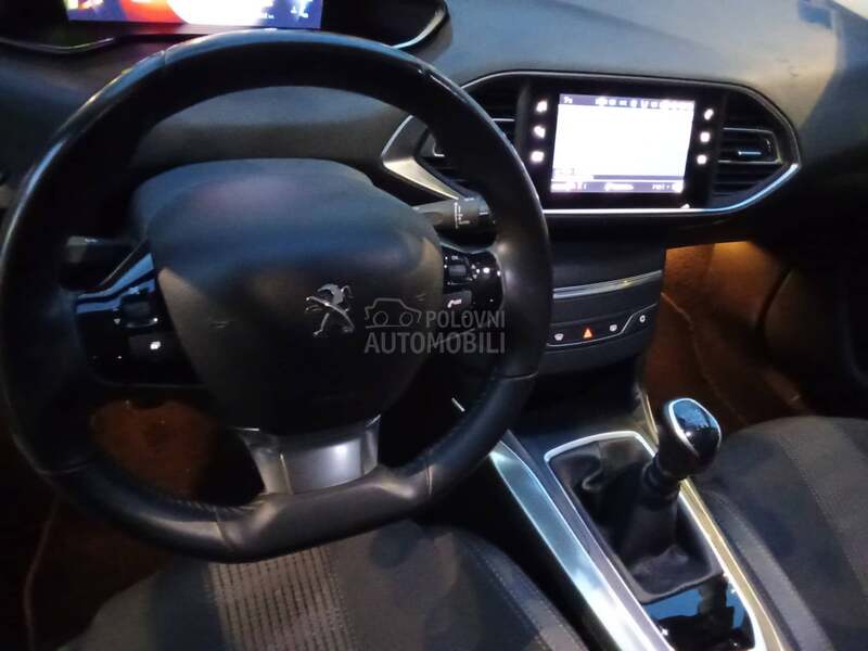 Peugeot 308 VIRTUAL ALLURE